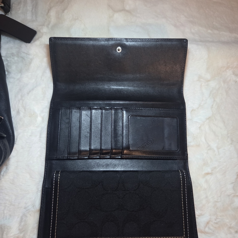 Coach Lexy Shoulder Bag And Wallet - Picture 7 of 11